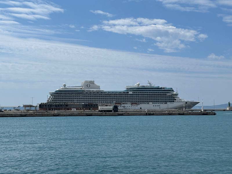 Allura Oceania Cruises in Split, Kroatie