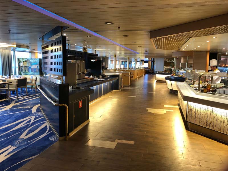 The View buffetrestaurant aan boord van de Bolette van Fred. Olsen Cruise Lines