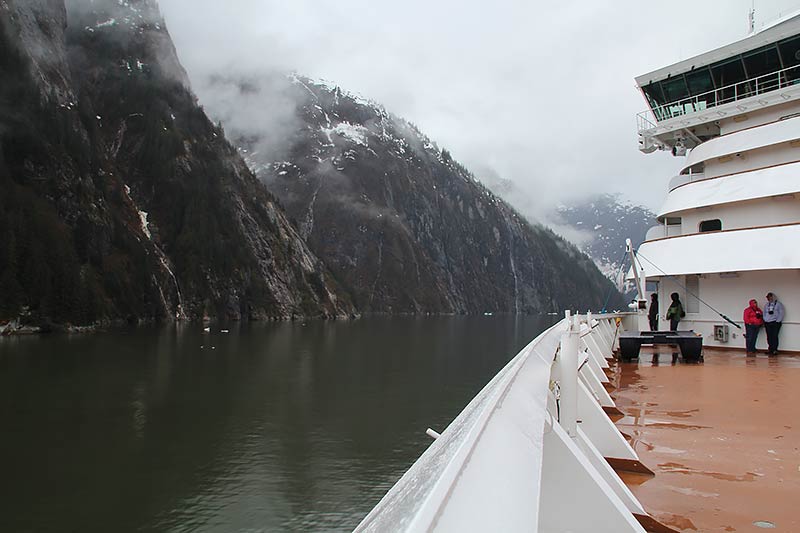 Holland America Line cruiseschip in Tracy Arm fjord Alaska