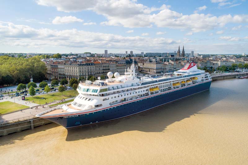 Fred. Olsen Cruise Line verkoopt cruiseschip Braemar